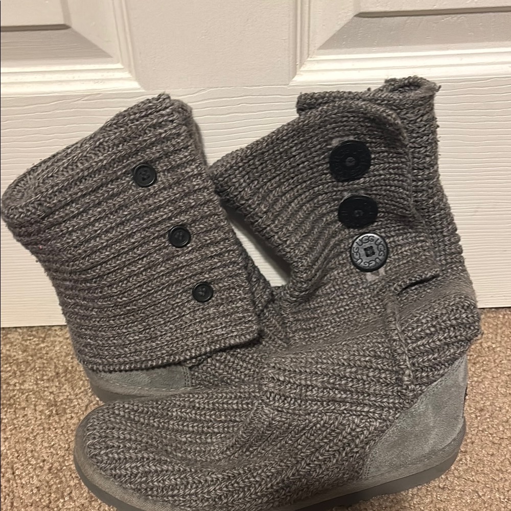 Cozy UGG Gray Knit Button Boots